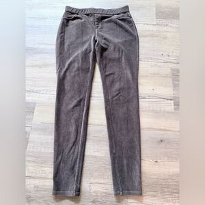 Brown Corduroy skinny pants - medium June & daisy